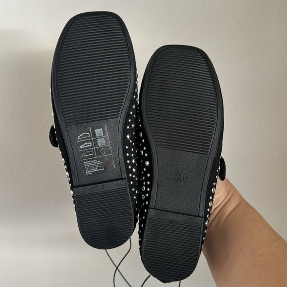New with tags H&M studded black Mary Jane’s - Picture 7 of 14